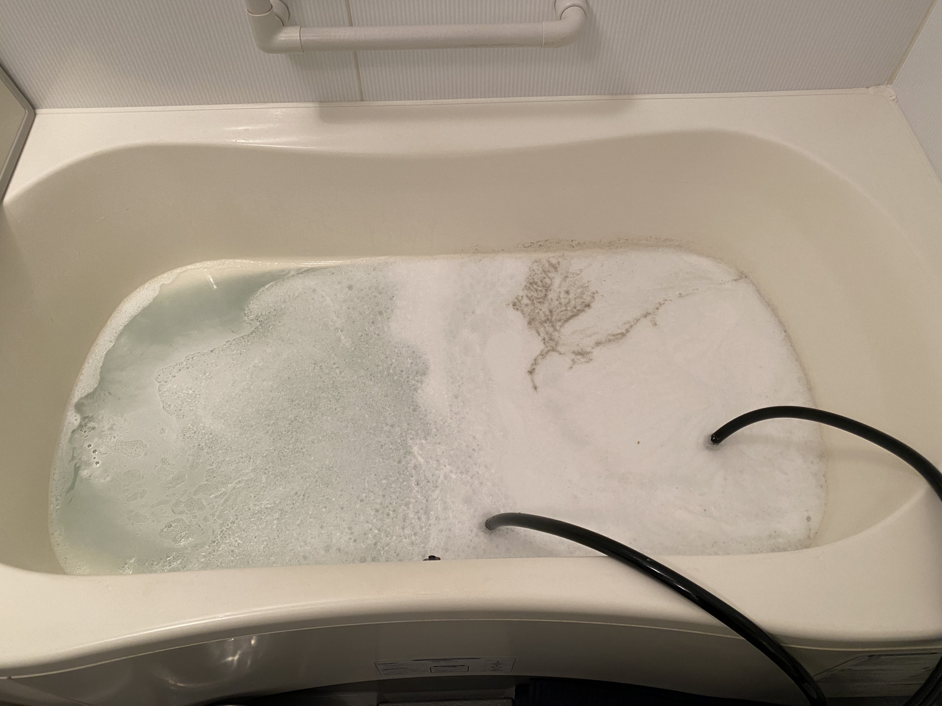 年末の大掃除に風呂釜もキレイに♪｜風呂釜洗浄PROは川崎市宮前区のENIMOQ（エニモック）株式会社